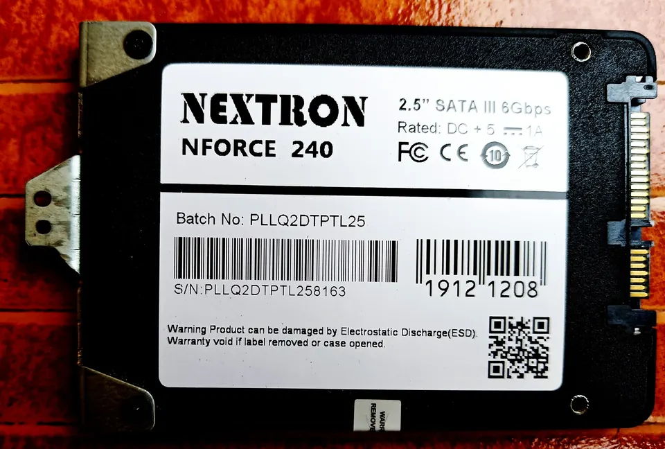 A SATA SSD.jpg